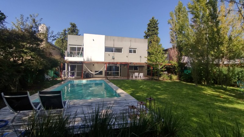 Casa en venta en Villa Elisa Localidad de la Ciudad de La Plata