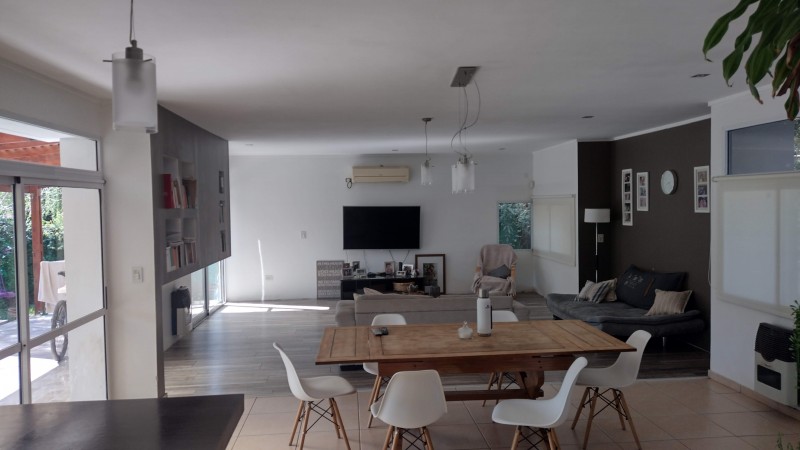 Casa en venta en Villa Elisa Localidad de la Ciudad de La Plata