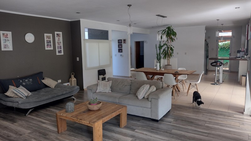Casa en venta en Villa Elisa Localidad de la Ciudad de La Plata