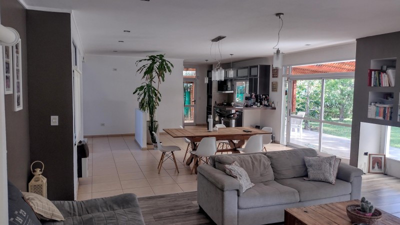 Casa en venta en Villa Elisa Localidad de la Ciudad de La Plata