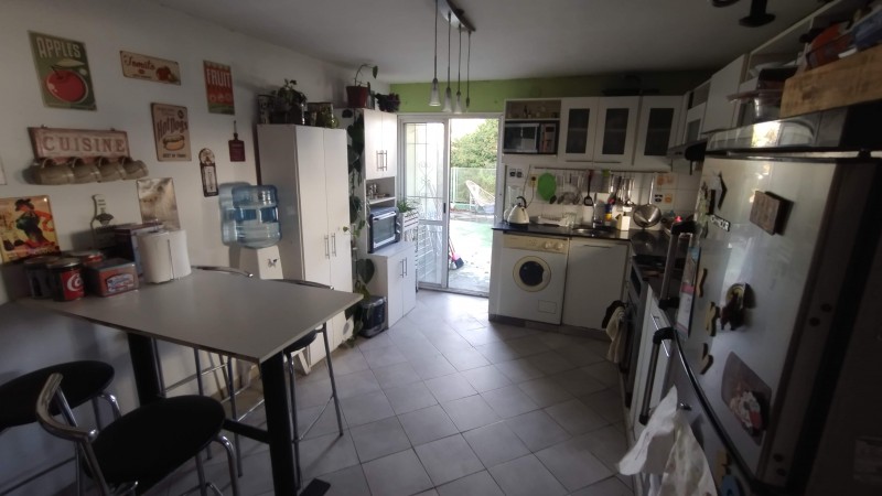 Casa en Venta con lote de 10 x 60 en calle 69 entre 1 y 2