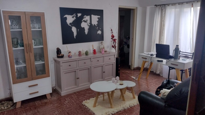 Casa en Venta con lote de 10 x 60 en calle 69 entre 1 y 2