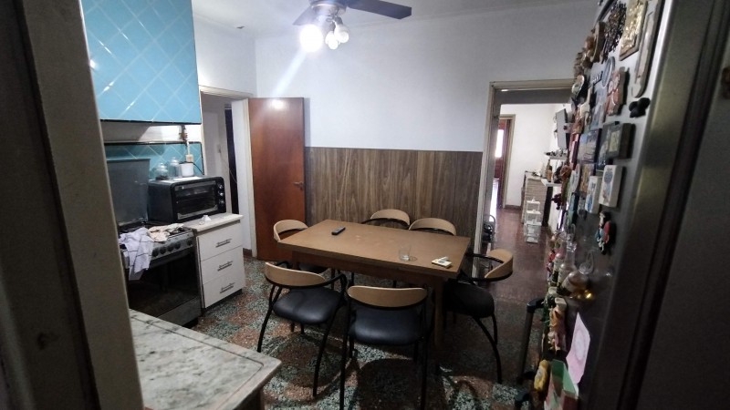 Casa en Venta con lote de 10 x 60 en calle 69 entre 1 y 2
