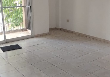 Departamento en alquiler dos dormitorios al frente 