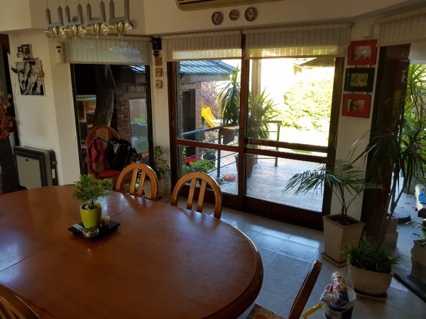 Casa en Venta en City Bell La Plata Detalles de Categoria