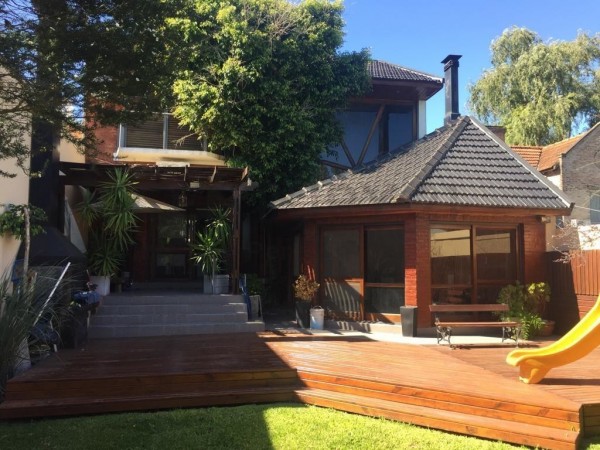Casa en Venta en City Bell La Plata Detalles de Categoria