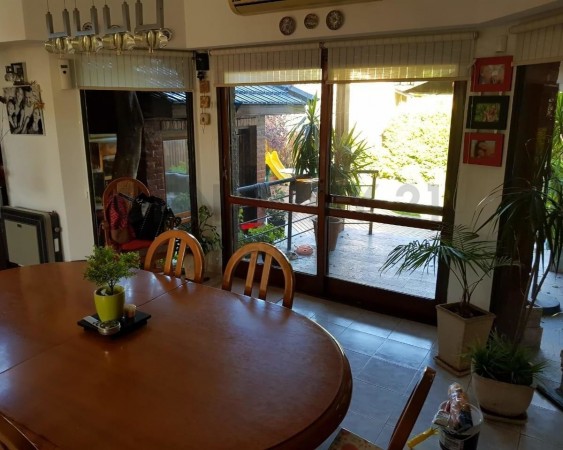 Casa en Venta en City Bell La Plata Detalles de Categoria