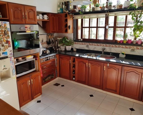 Casa en Venta en City Bell La Plata Detalles de Categoria