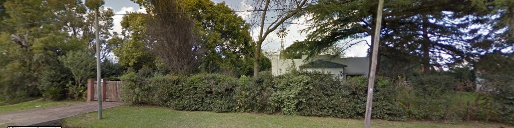 Casa en Venta en City Bell a metros del Golf Club Estudiantes de La Plata