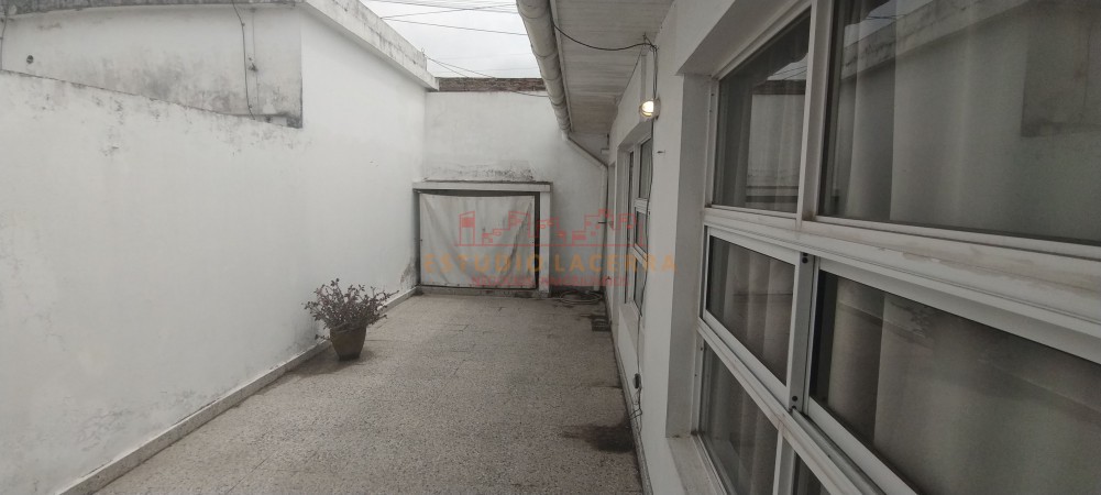 Casa en Propiedad Horizontal en Venta en la Localidad de Los Hornos La Plata